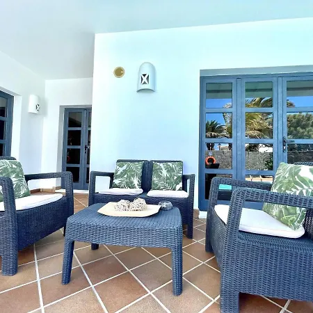 Mamma Mia Pool Heat Private & Jacuzzi 别墅