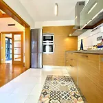 Mamma Mia Pool Heat Private & Jacuzzi Villa *