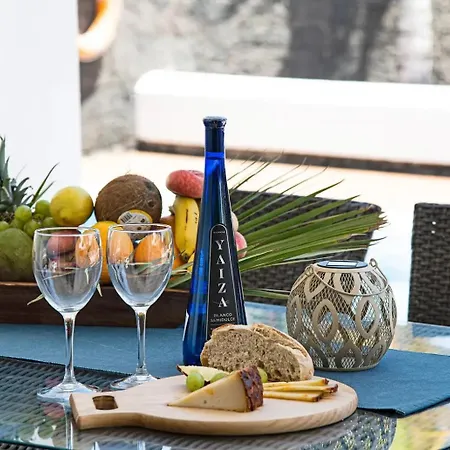 Mamma Mia Pool Heat Private & Jacuzzi Villa