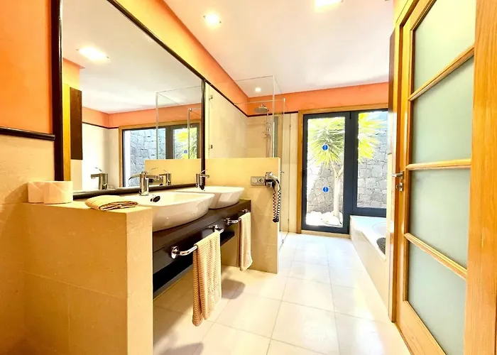 Villa Mamma Mia Pool Heat Private & Jacuzzi *