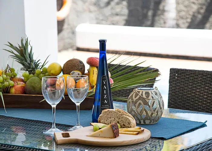 Mamma Mia Pool Heat Private & Jacuzzi Villa