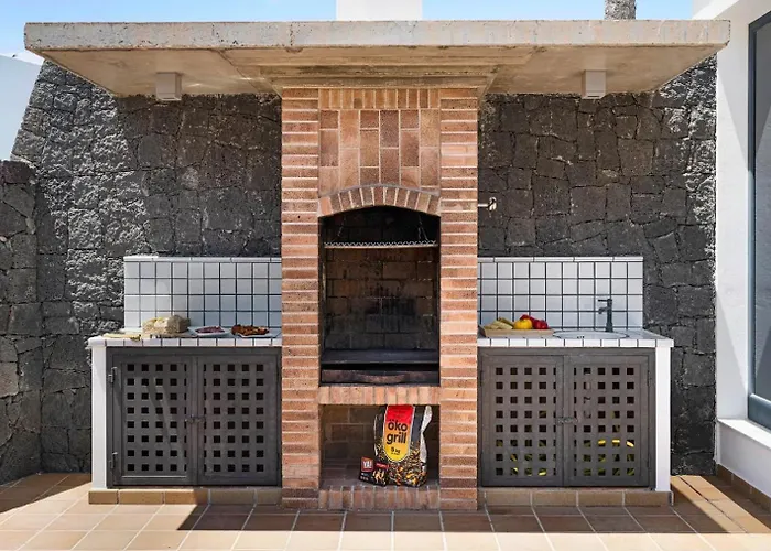 Villa Mamma Mia Pool Heat Private & Jacuzzi *